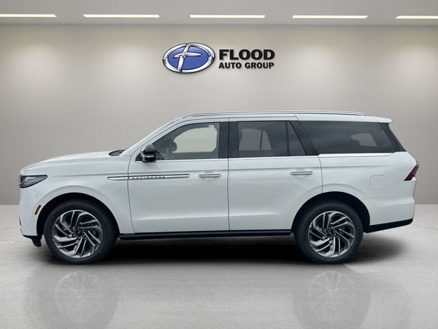 New 2027 Lincoln Navigator Reserve AWD/4WD image 5