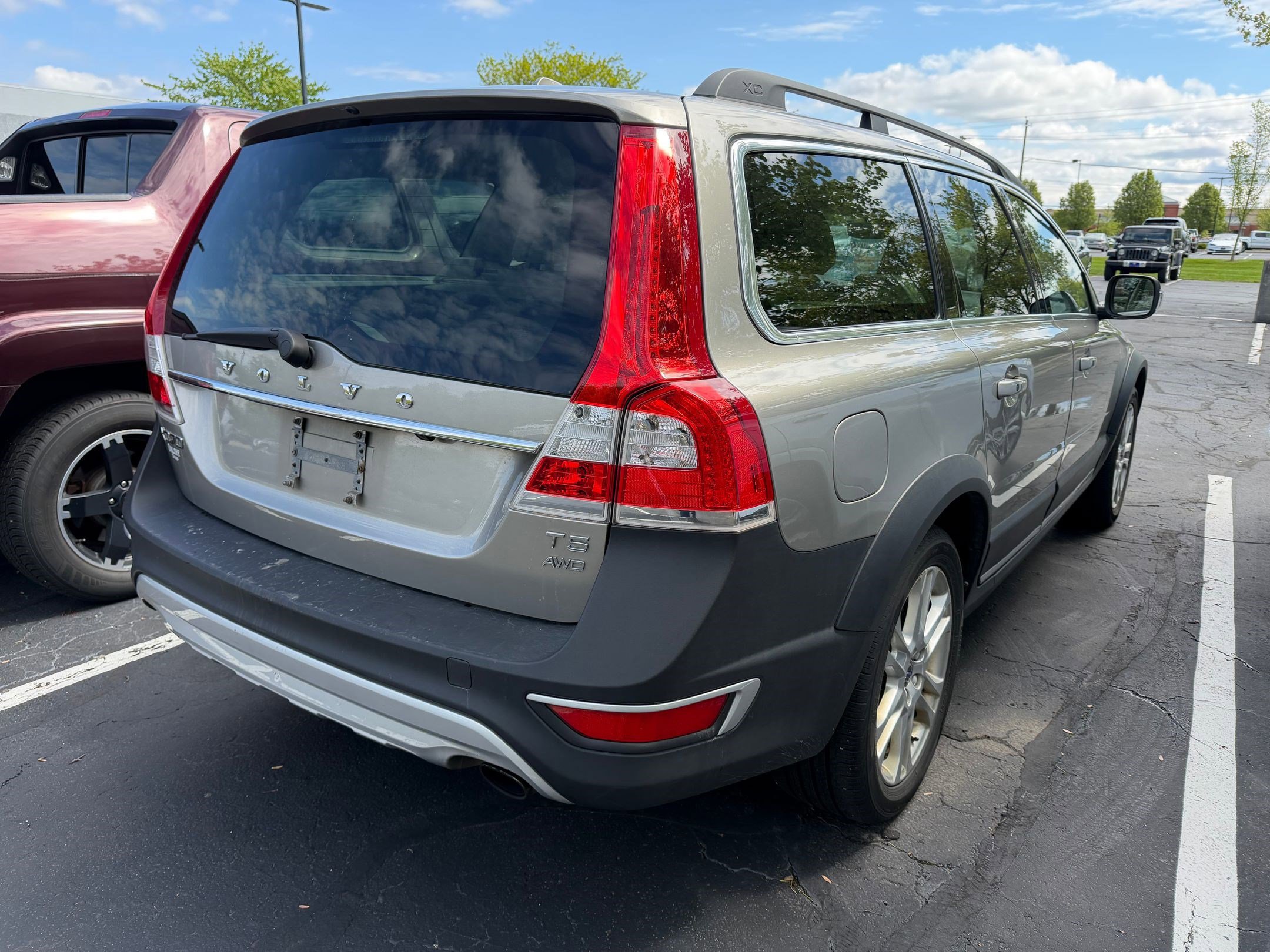 Used 2016 Volvo XC70 T5 Premier w/ Proximity Package AWD/4WD image 5