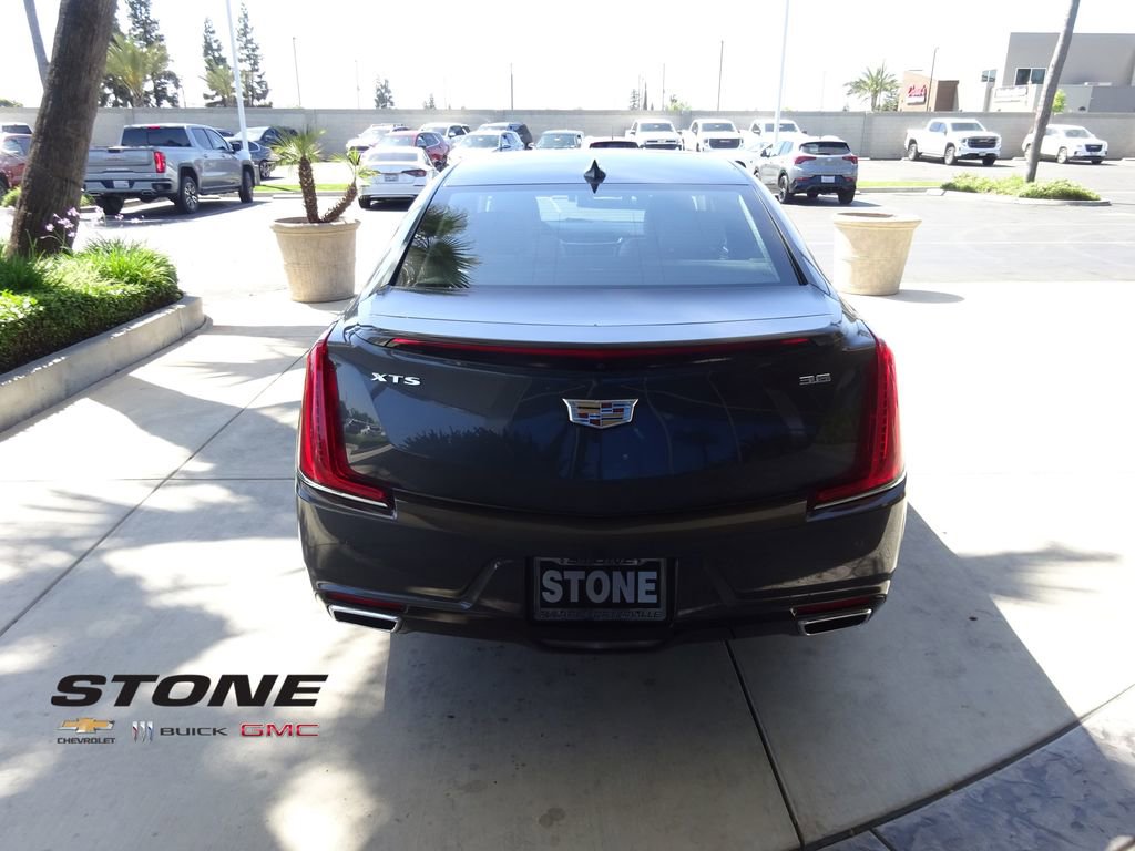 Used 2019 Cadillac XTS Luxury w/ Driver Awareness Package image 7