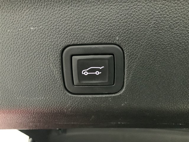 Used 2024 Chevrolet Suburban LT AWD/4WD image 10