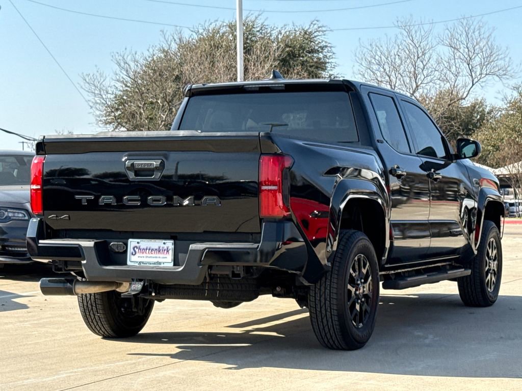 Used 2025 Toyota Tacoma SR5 image 9