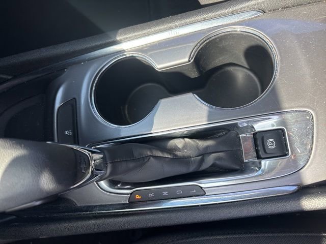 Used 2023 Chevrolet Malibu LT image 34