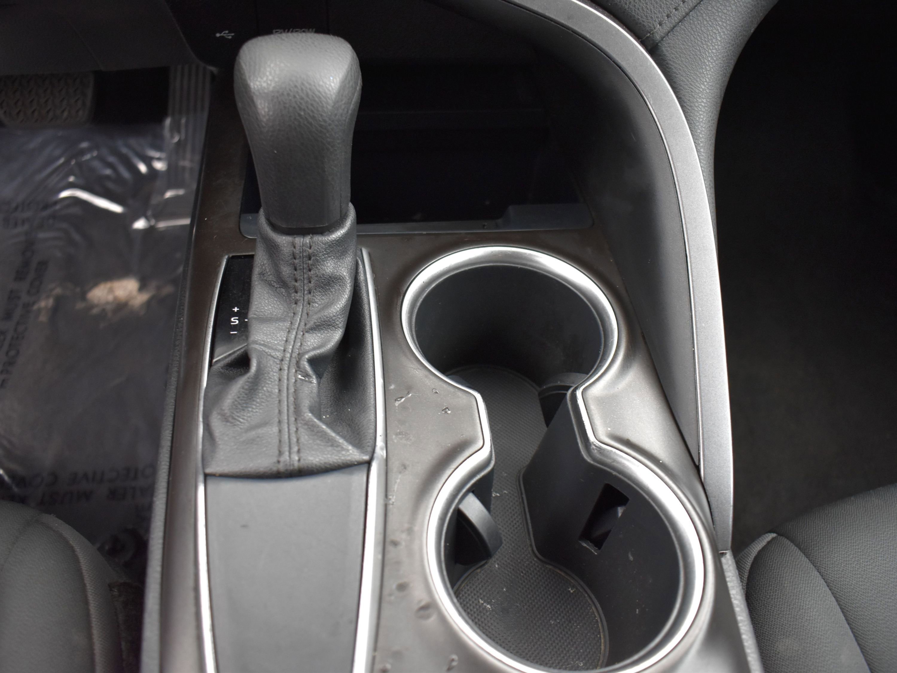Used 2021 Toyota Camry LE FWD image 15