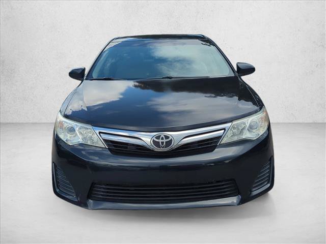 Used 2012 Toyota Camry LE FWD image 2