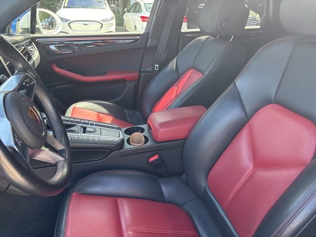 Used 2021 Porsche Macan image 6