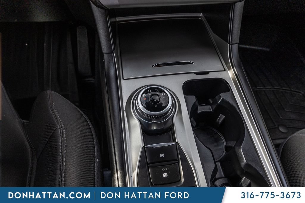 Used 2021 Ford Explorer XLT AWD/4WD image 9
