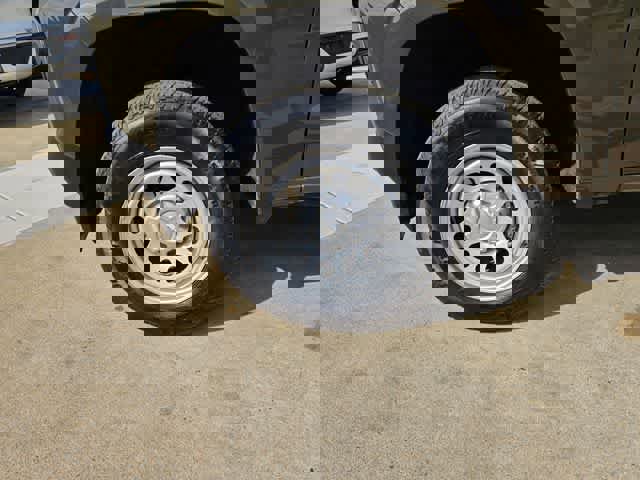 Used 2023 Chevrolet Colorado W/T image 12