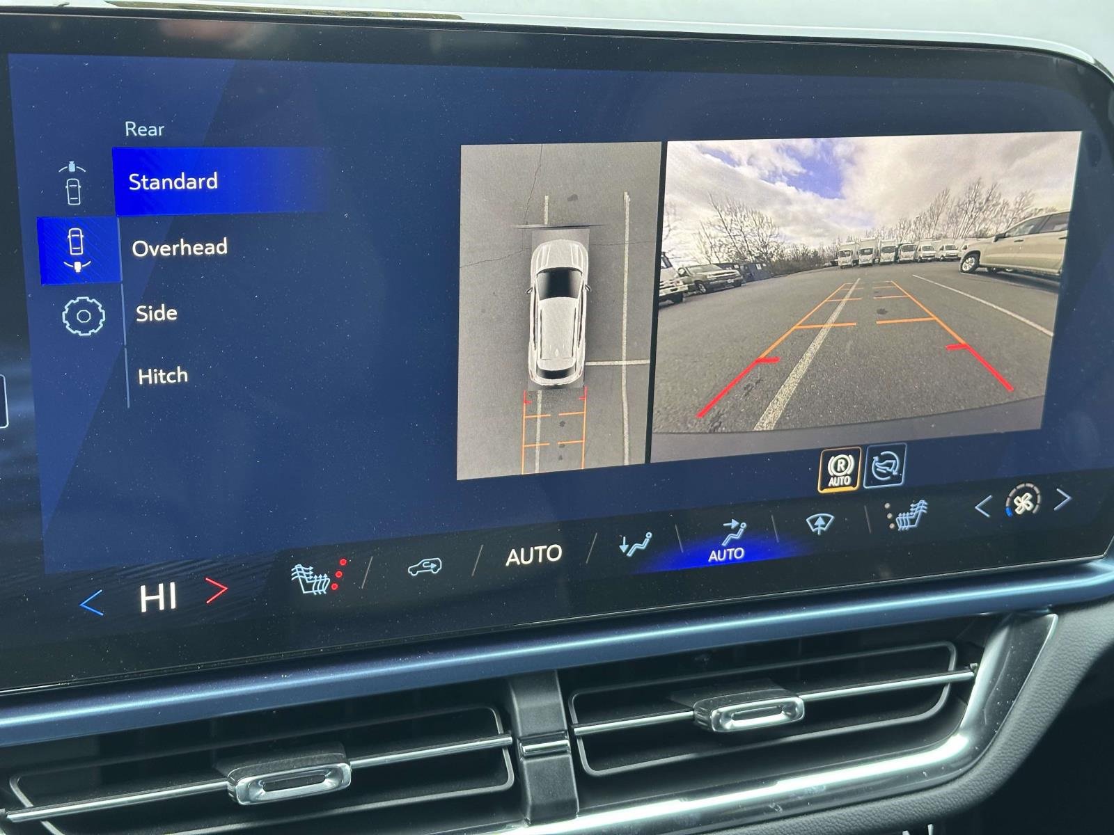 New 2026 Chevrolet Equinox EV LT image 11