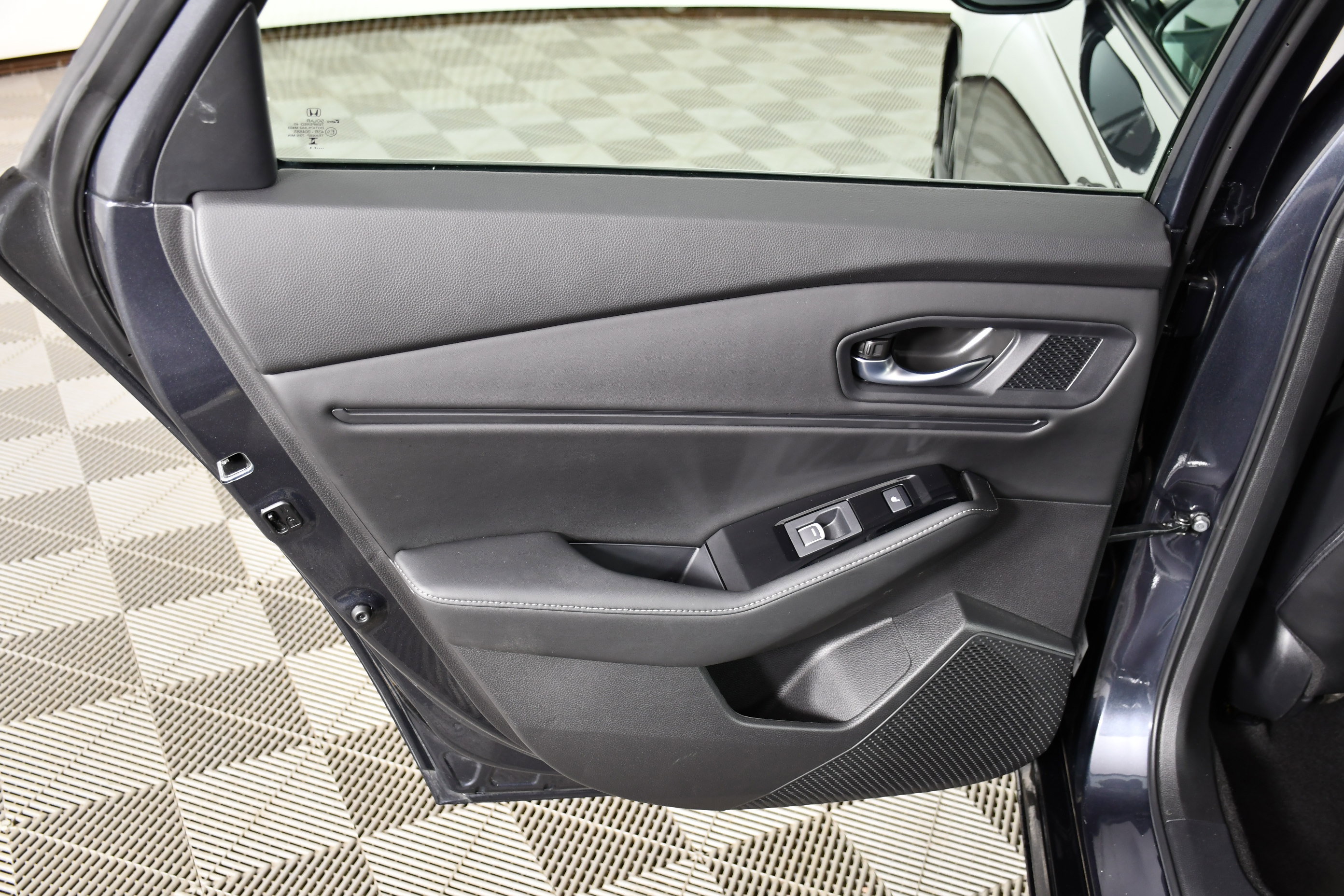 Certified 2025 Honda Accord Touring image 29