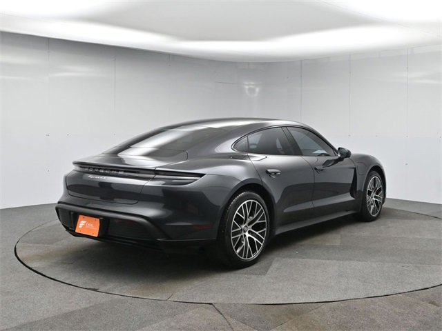 Used 2022 Porsche Taycan 4S image 5