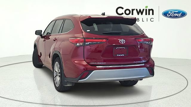 Used 2021 Toyota Highlander Platinum AWD/4WD image 4