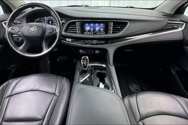 Used 2020 Buick Enclave Avenir w/ Avenir Technology Package AWD/4WD image 15