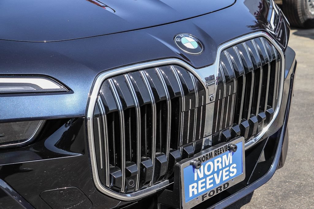 Used 2024 BMW 740i RWD image 6