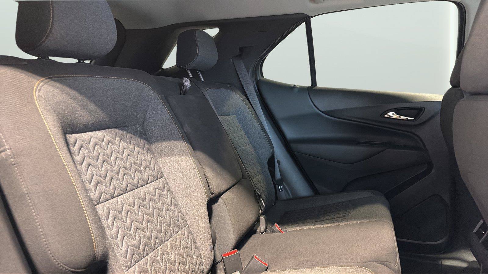 Used 2024 Chevrolet Equinox LT FWD image 15