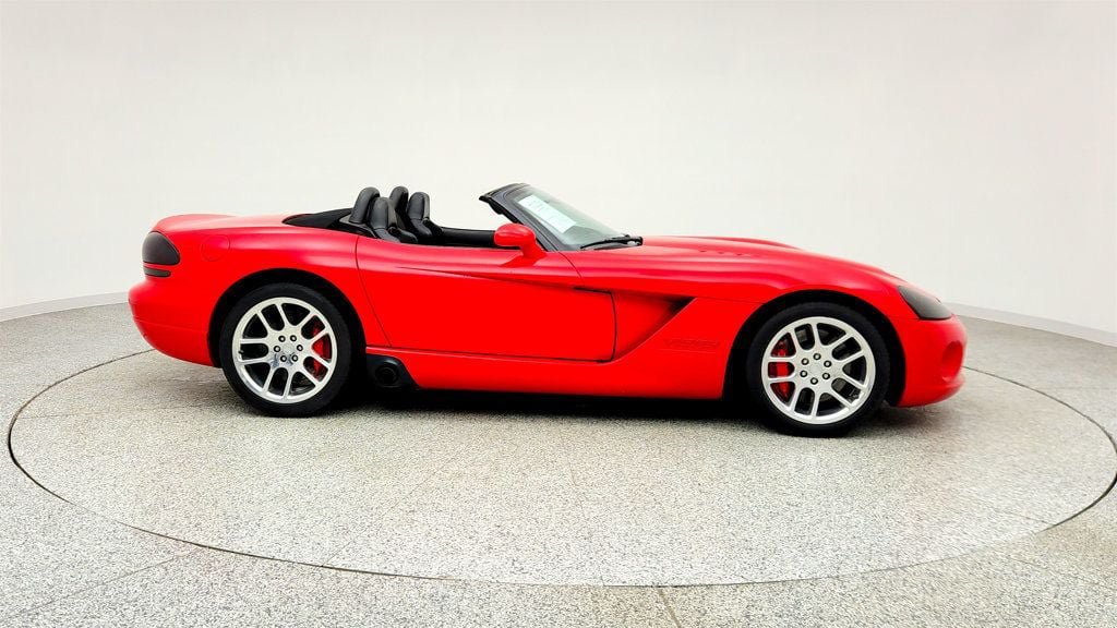 Used 2004 Dodge Viper SRT-10 RWD image 4
