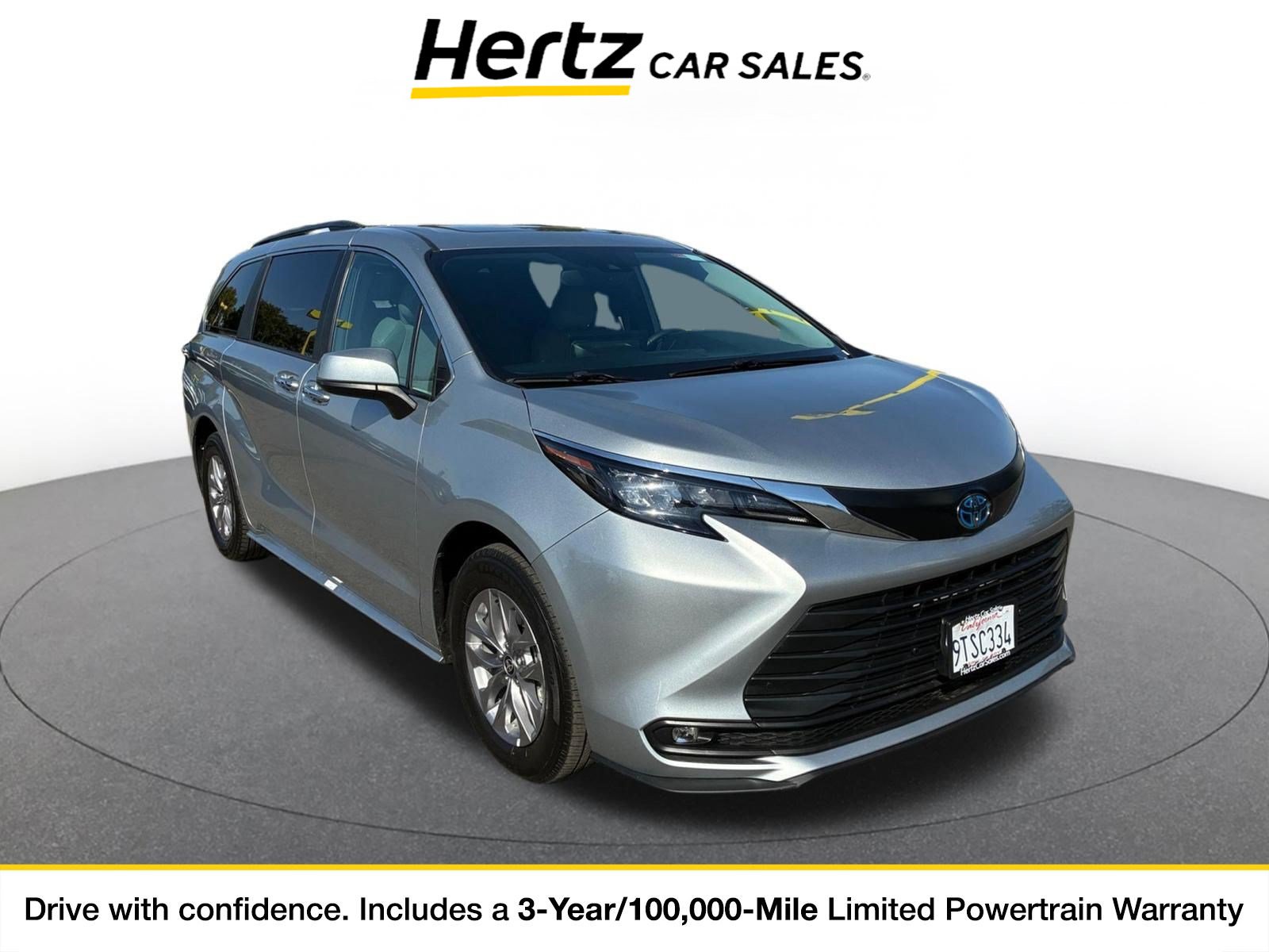 Used 2025 Toyota Sienna XLE