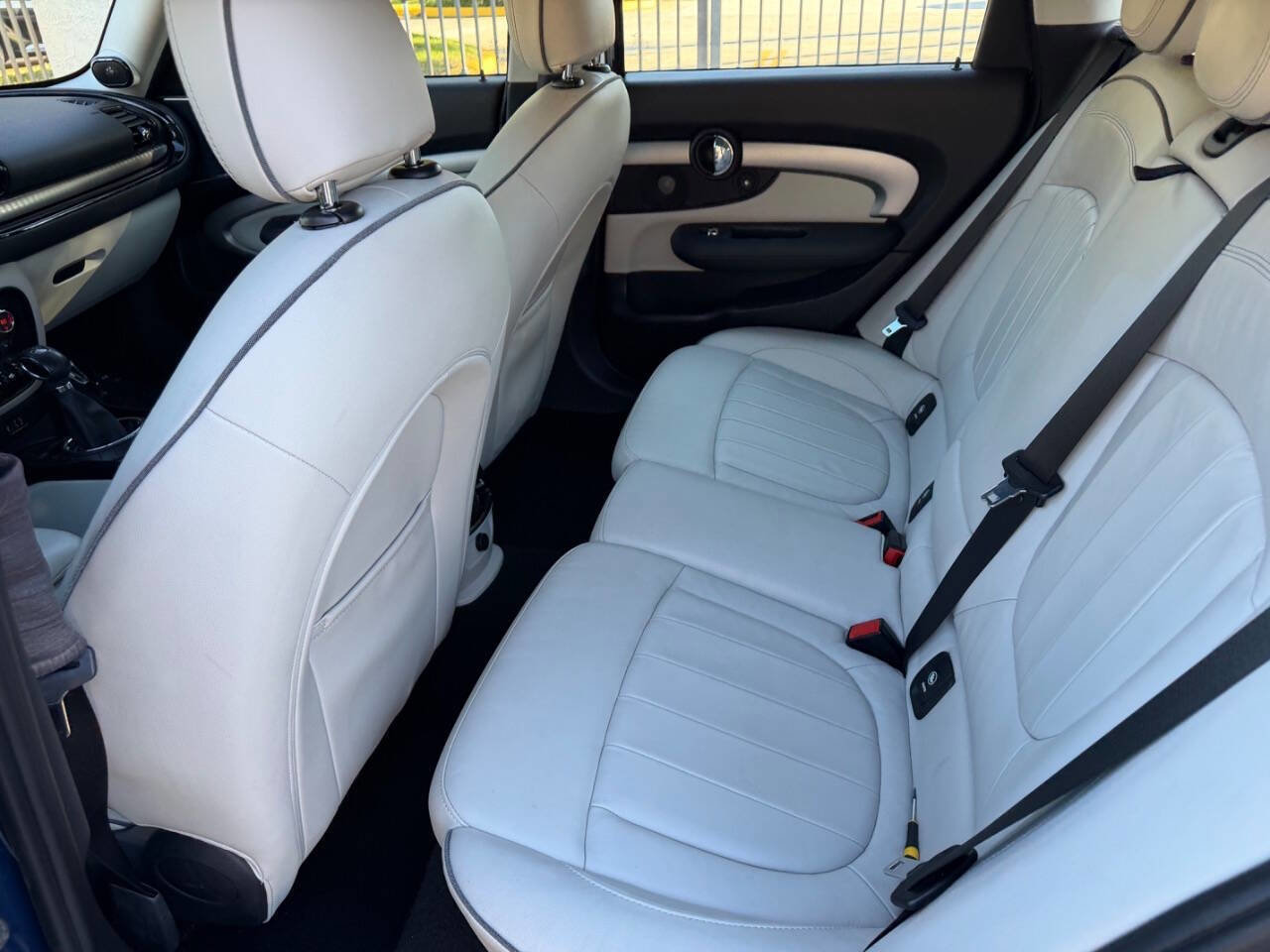 Used 2017 MINI Cooper Clubman S image 12