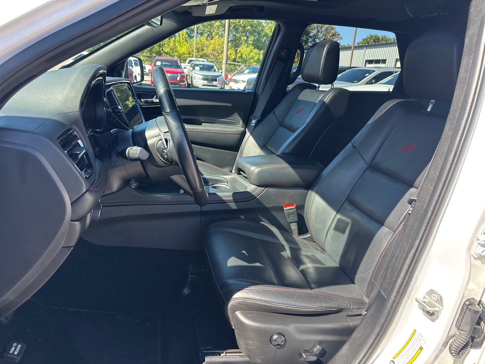 Used 2025 Dodge Durango R/T AWD/4WD image 12