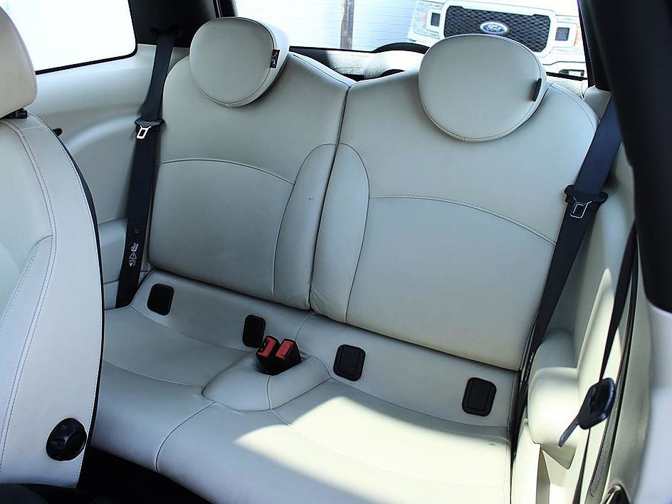 Used 2011 MINI Cooper John Cooper Works FWD image 9