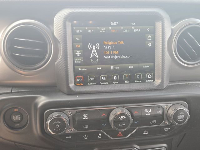 Used 2022 Jeep Wrangler Unlimited Sport w/ Sun And Sound Package AWD/4WD image 16