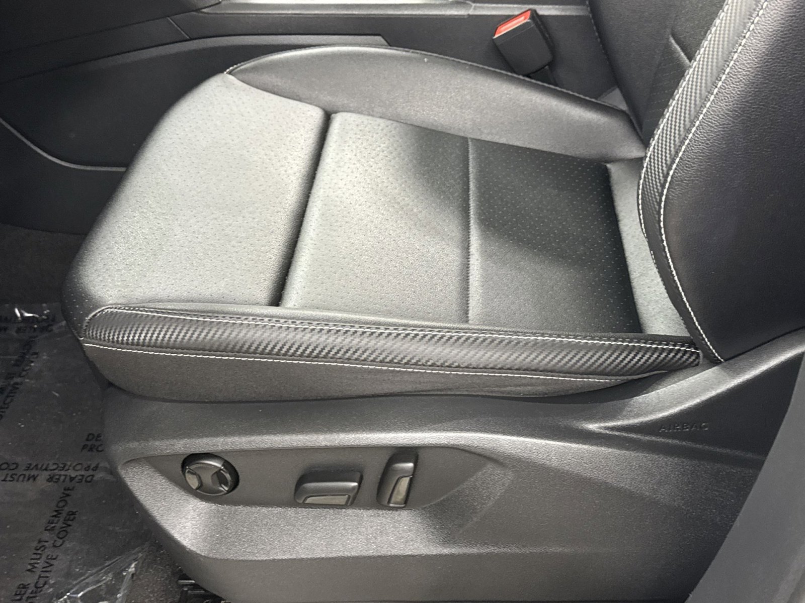 Used 2021 Volkswagen Atlas Cross Sport SE image 18