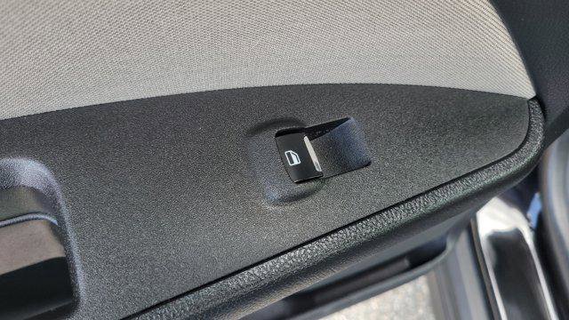 Used 2020 Ford Fusion S image 13