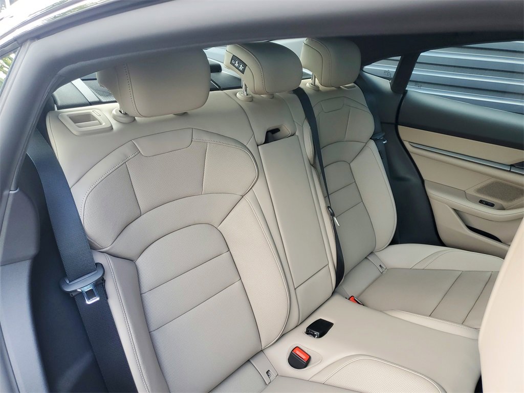 New 2025 Porsche Taycan image 21
