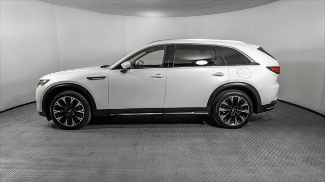 Used 2024 MAZDA CX-90 Plug-In Hybrid w/ Premium Pkg image 3