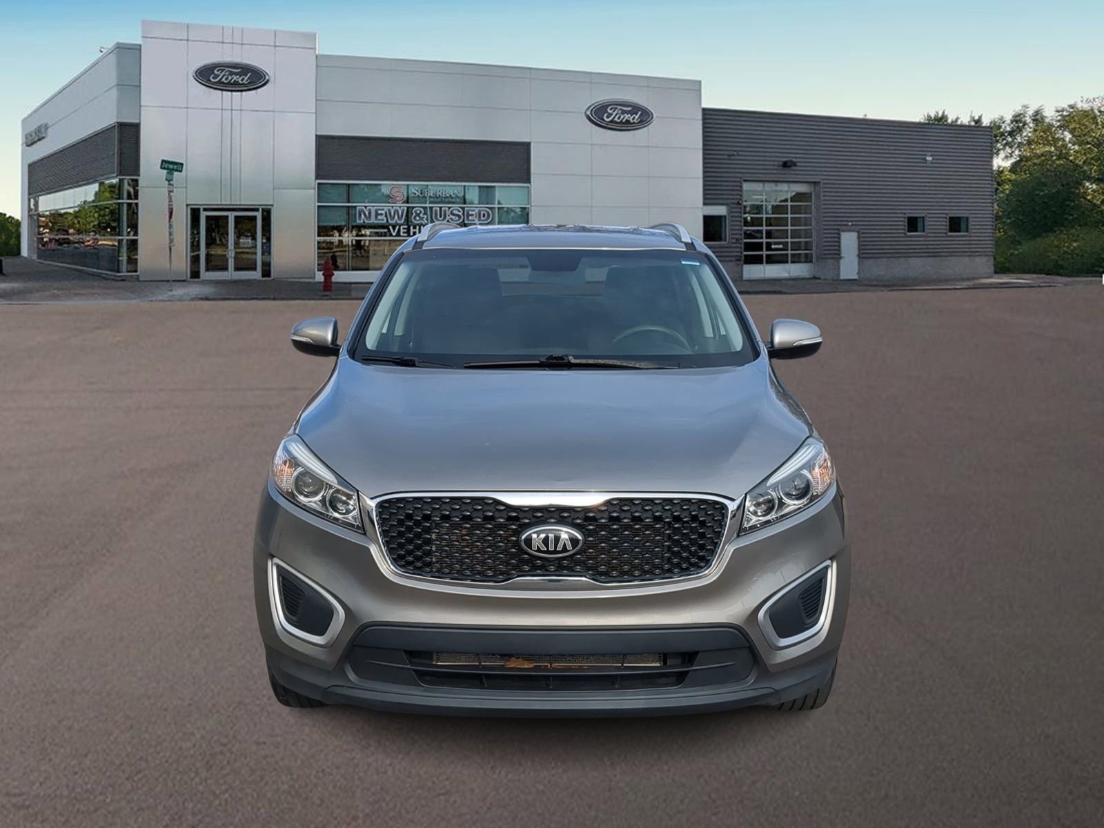 Used 2017 Kia Sorento LX image 3