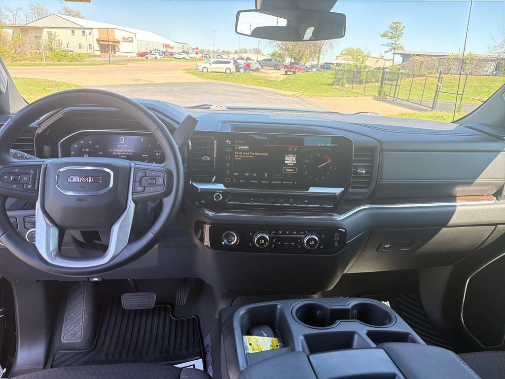 Used 2024 GMC Sierra 1500 Elevation image 14