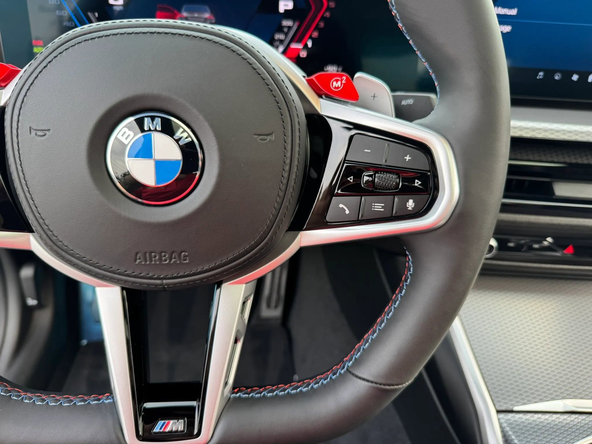 Used 2026 BMW M2 w/ Lighting Package RWD image 38