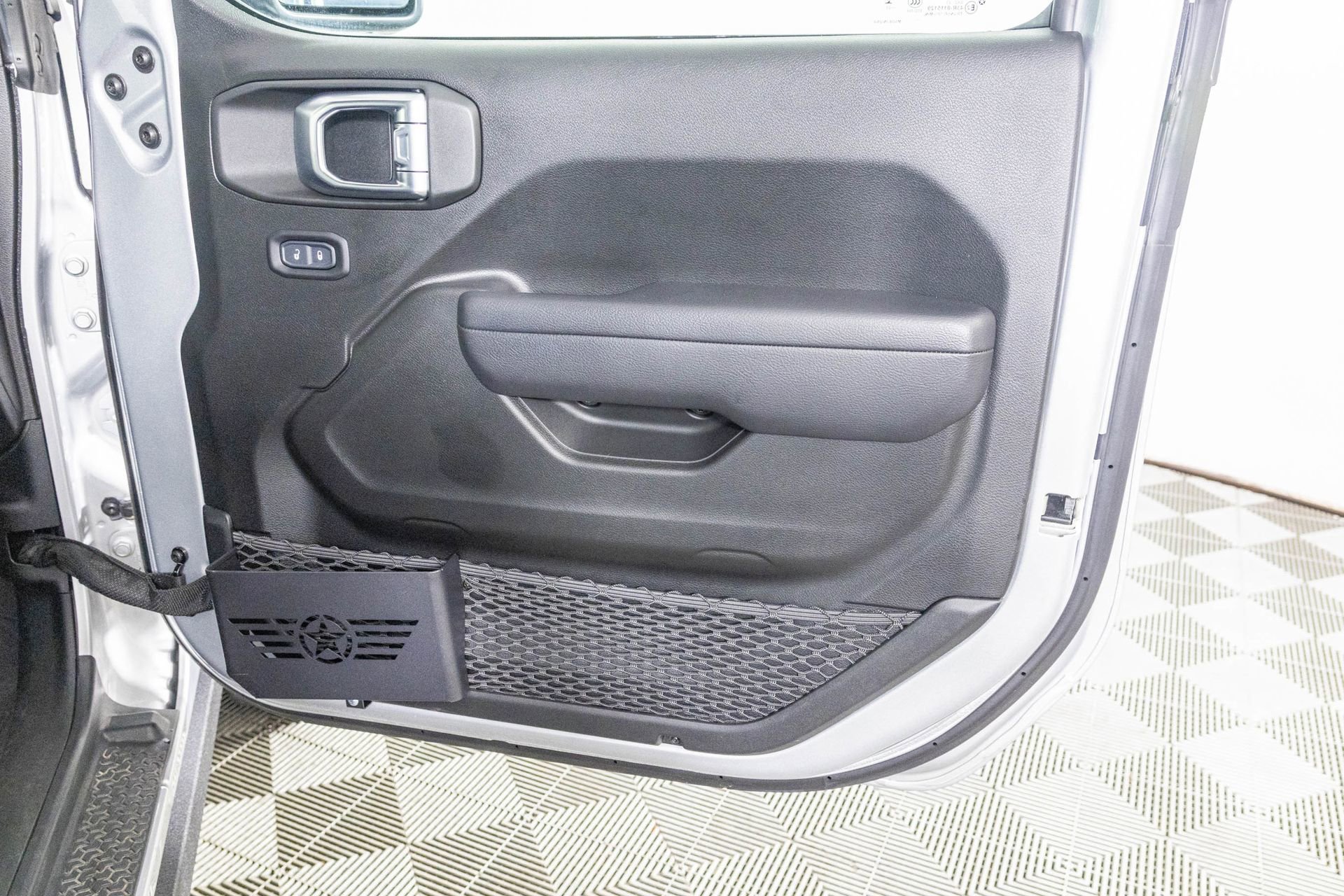 Used 2023 Jeep Gladiator Sport image 43