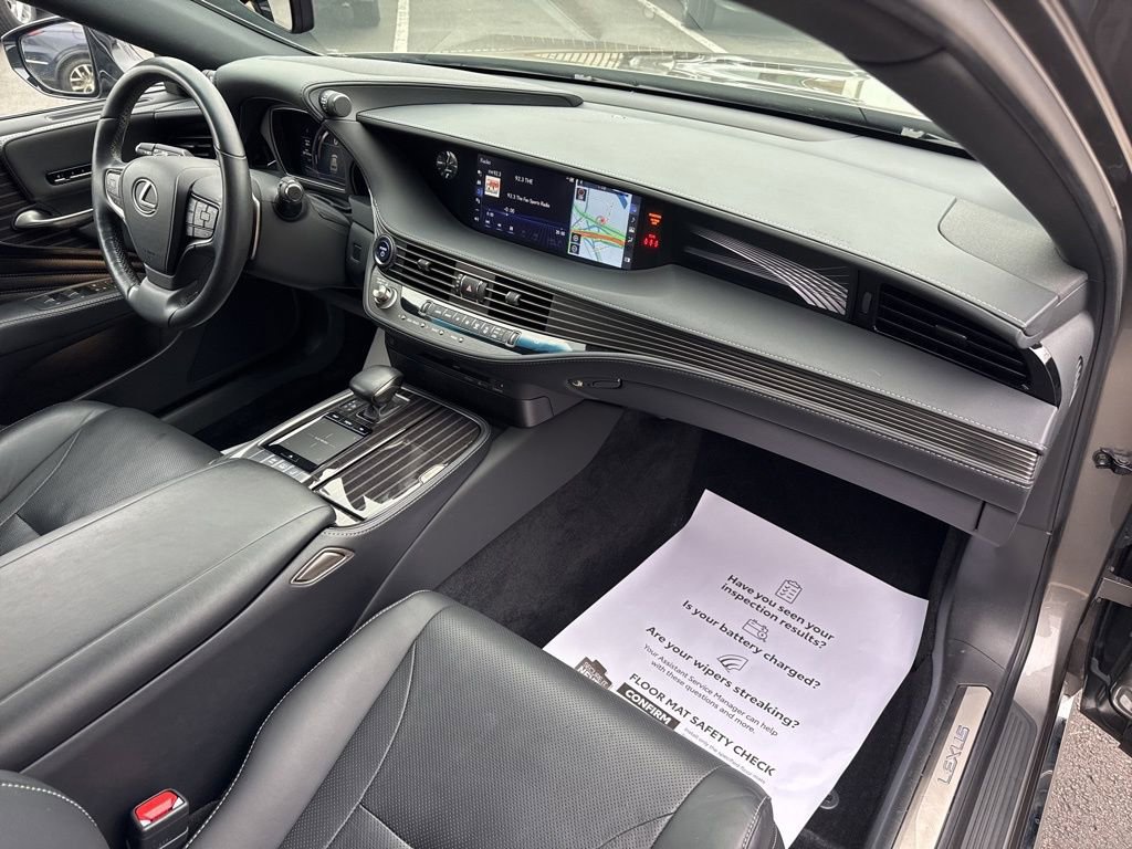 Used 2018 Lexus LS 500h AWD image 29