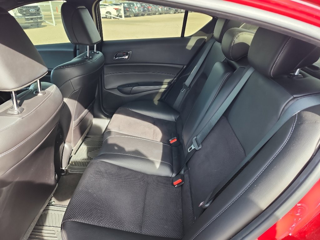 Used 2017 Acura ILX w/ Premium & A-SPEC Package image 12
