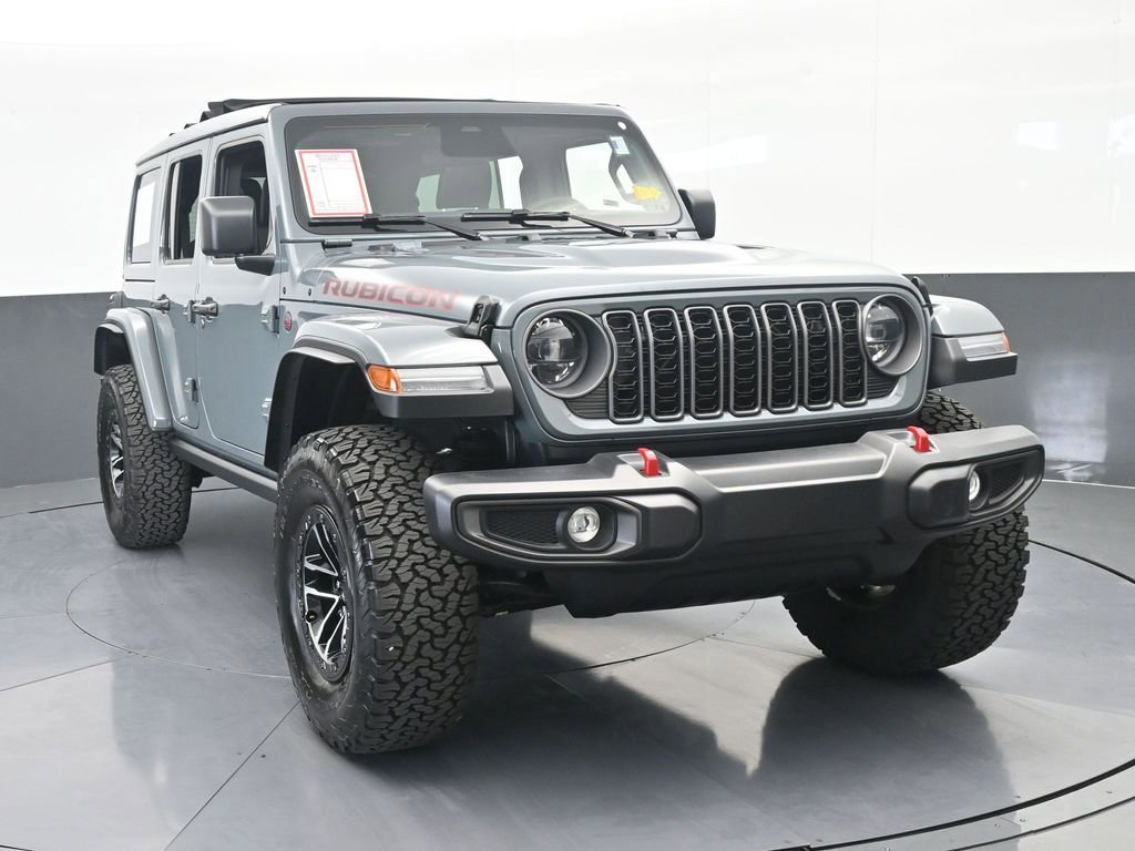 Used 2026 Jeep Wrangler Unlimited Rubicon w/ Xtreme 35 Tire Package image 9