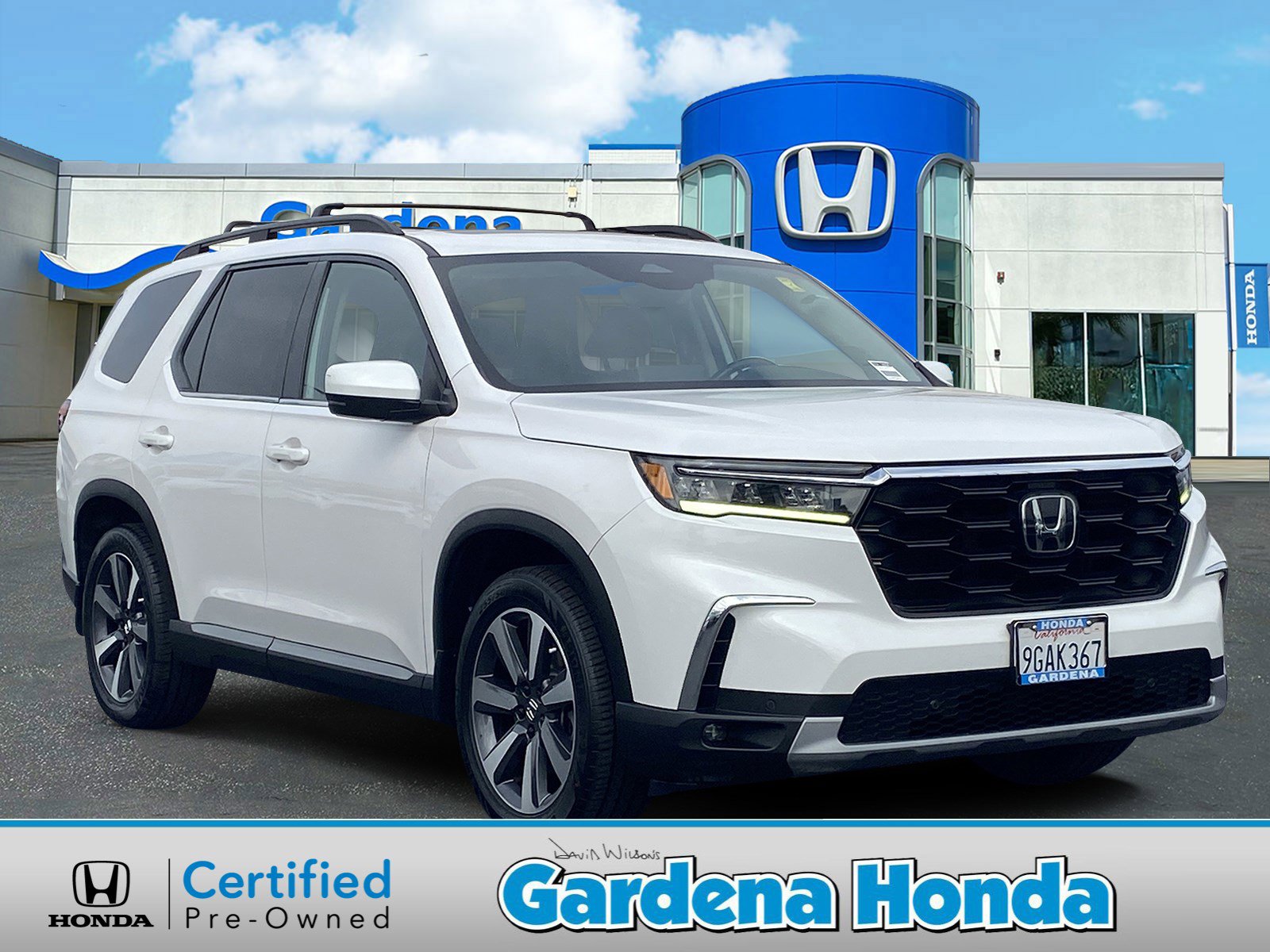 Certified 2023 Honda Pilot Touring image 1