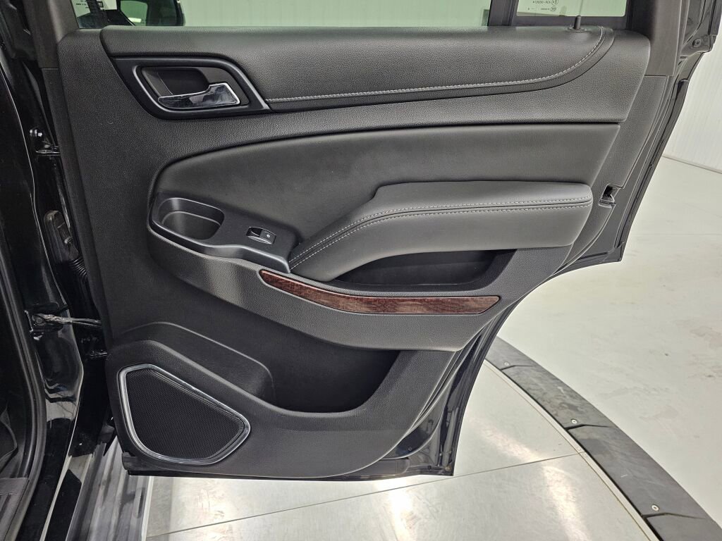 Used 2015 GMC Yukon SLE w/ HD Trailering Package image 37