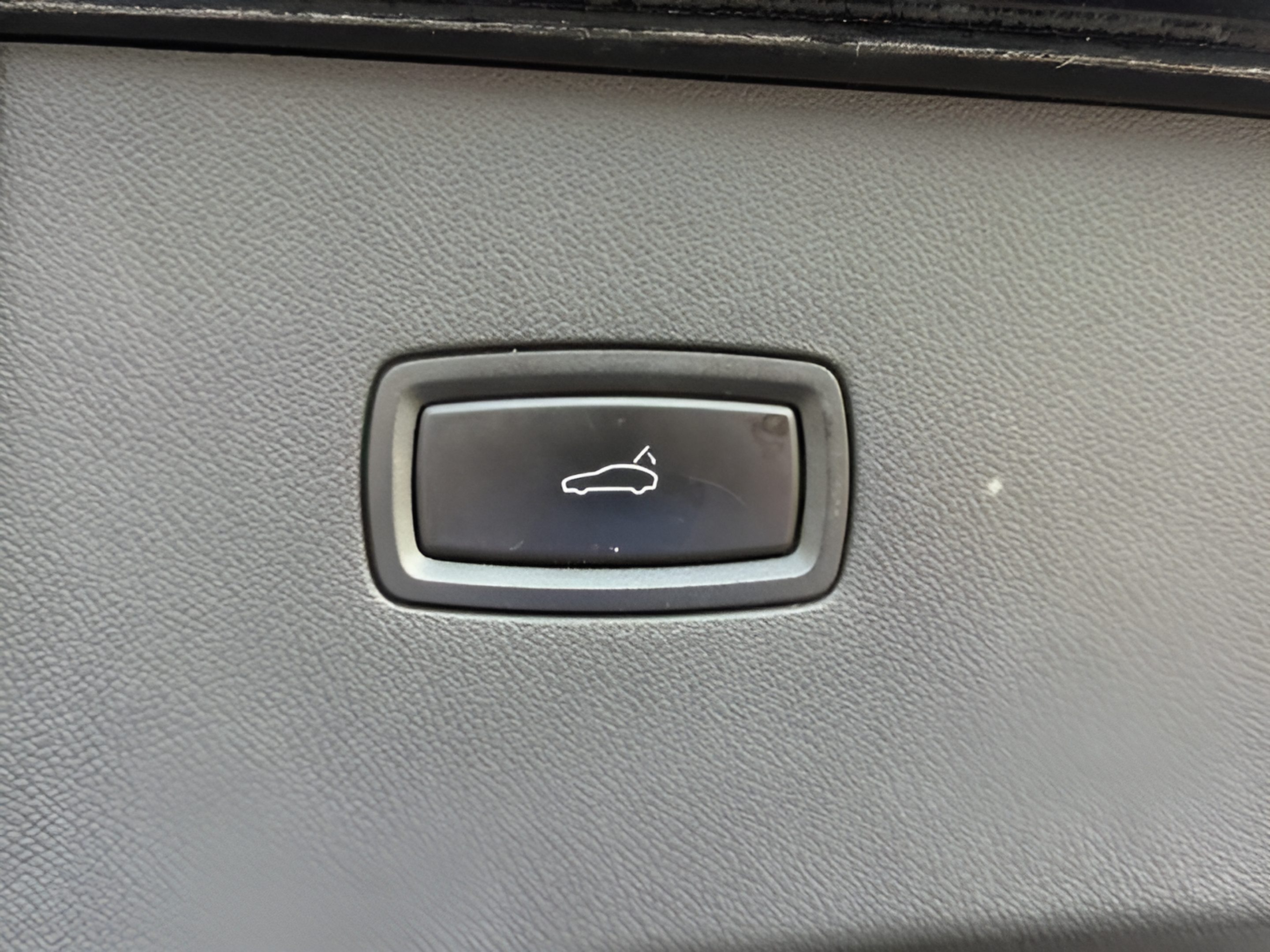 Used 2020 Porsche Cayenne Turbo AWD/4WD image 9