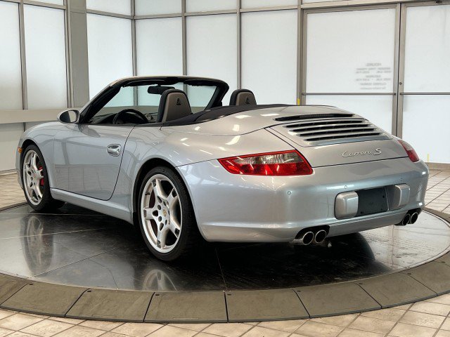 Used 2005 Porsche 911 Carrera S image 5