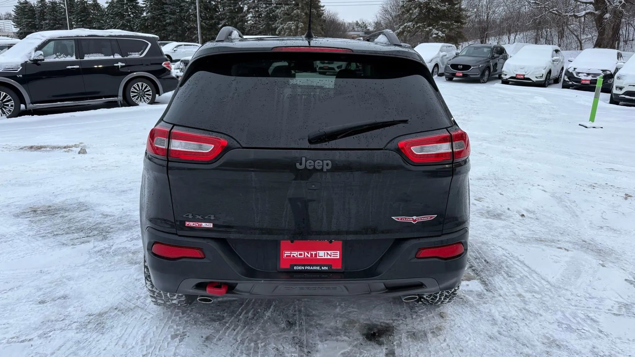 Used 2016 Jeep Cherokee Trailhawk image 7
