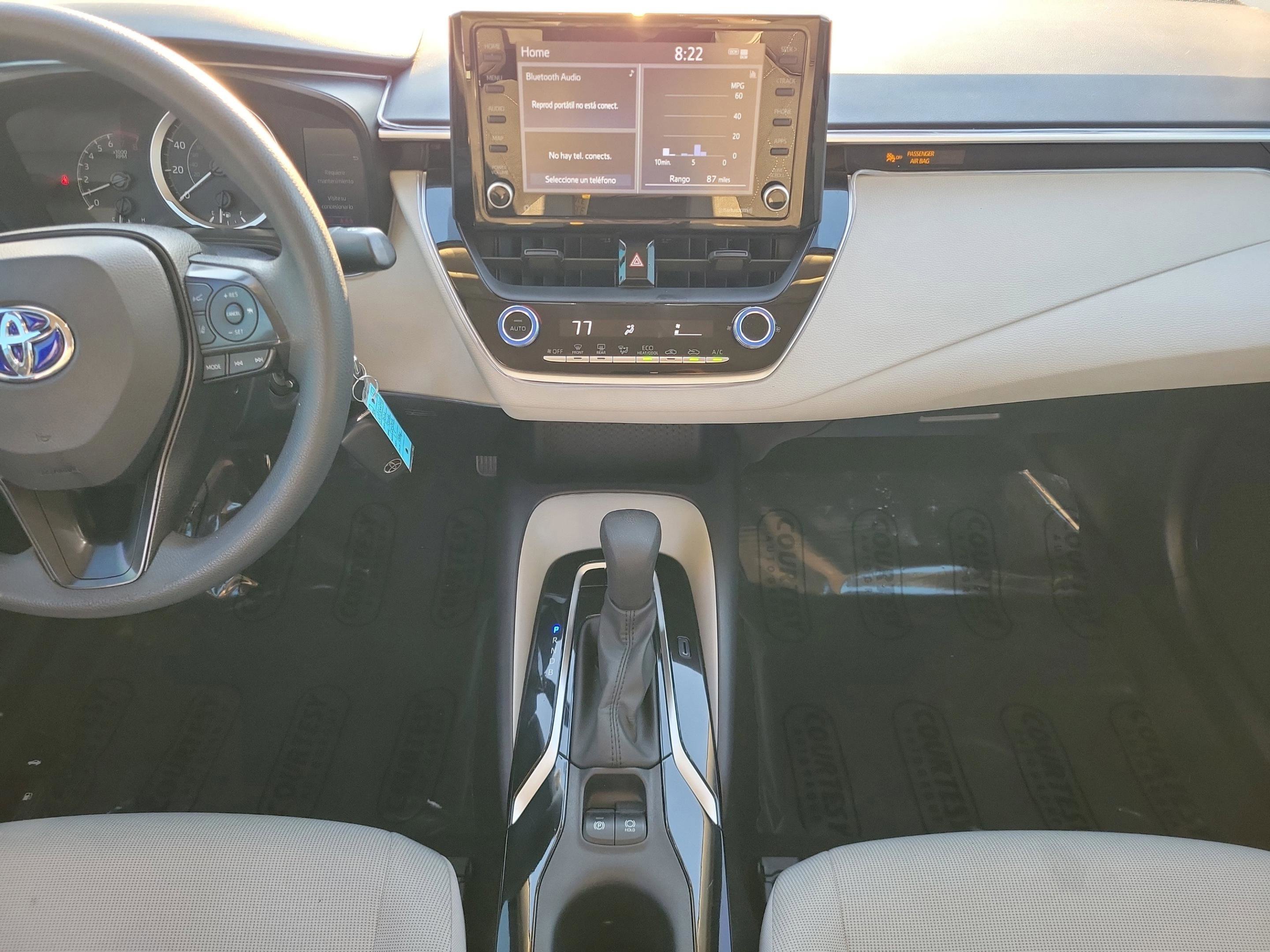 Used 2022 Toyota Corolla LE image 15