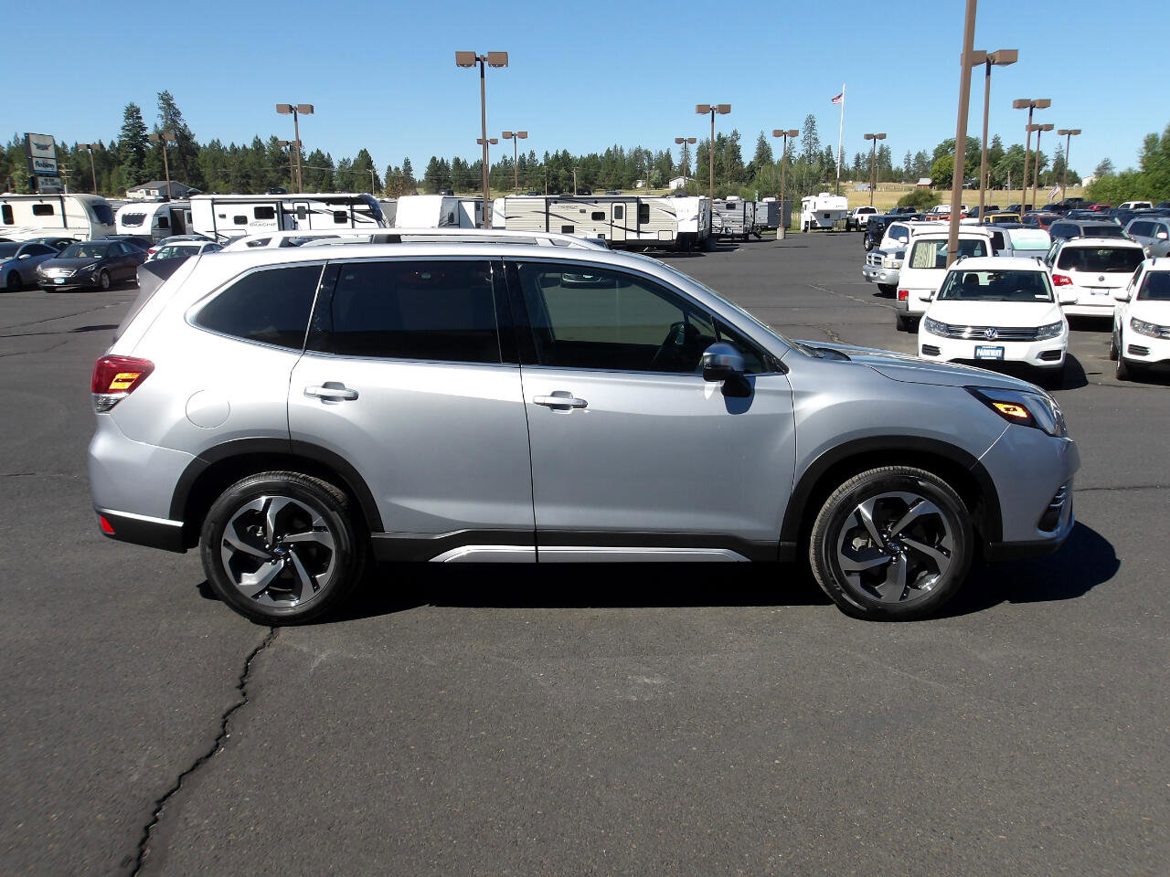 Used 2024 Subaru Forester Touring image 6