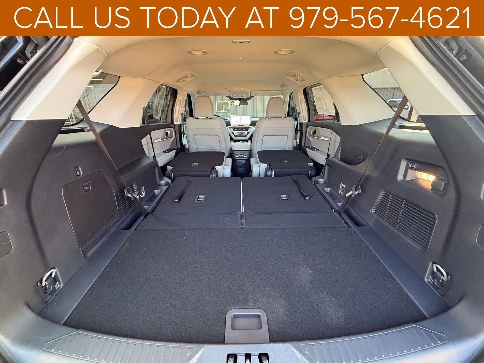 New 2026 Ford Explorer Active image 37