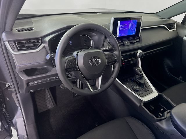 Used 2024 Toyota RAV4 SE AWD/4WD image 21