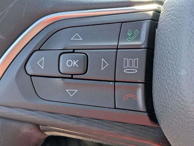 Certified 2024 Jeep Grand Cherokee L Laredo AWD/4WD image 19