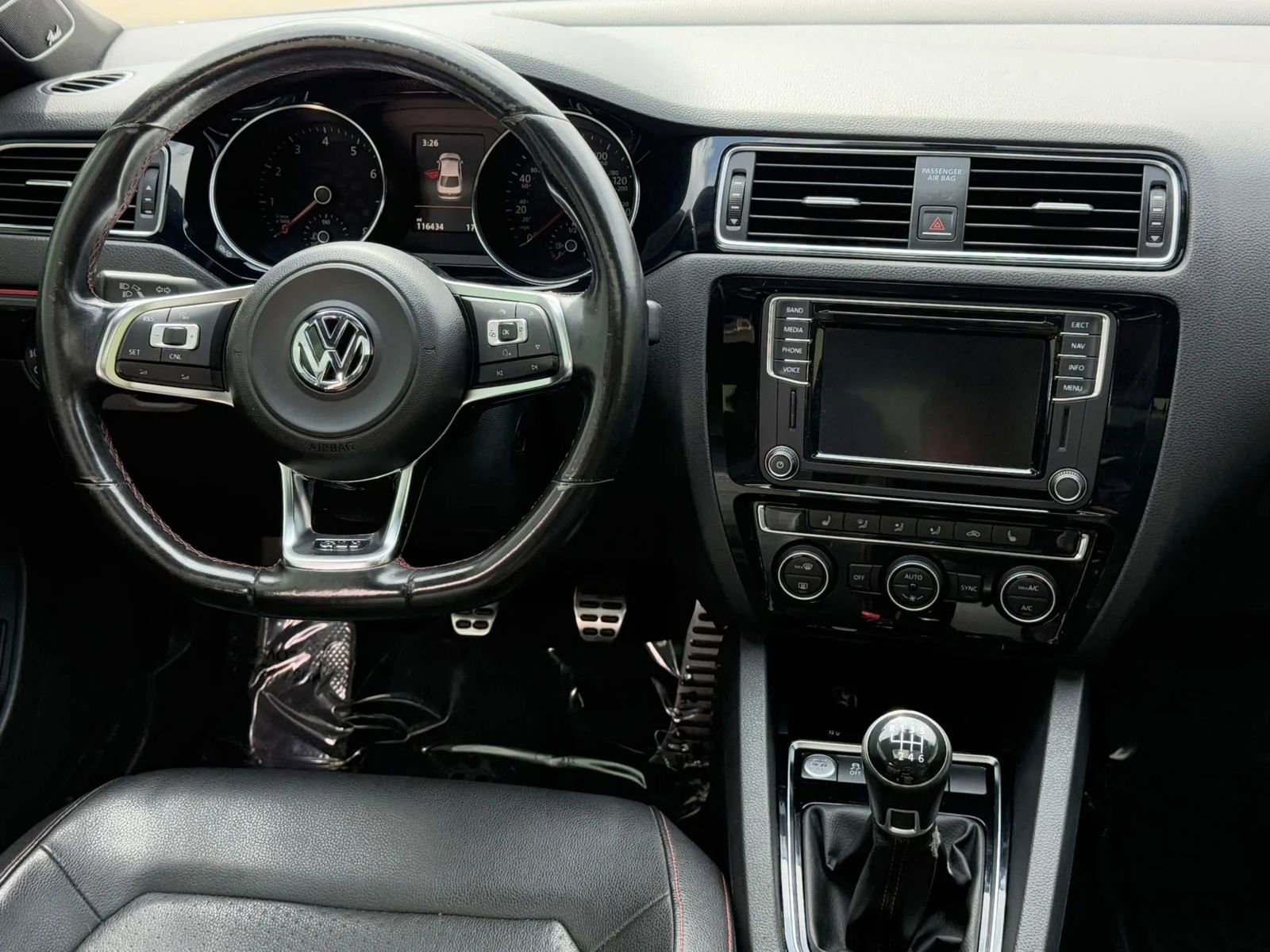 Used 2016 Volkswagen Jetta GLI SEL FWD image 14