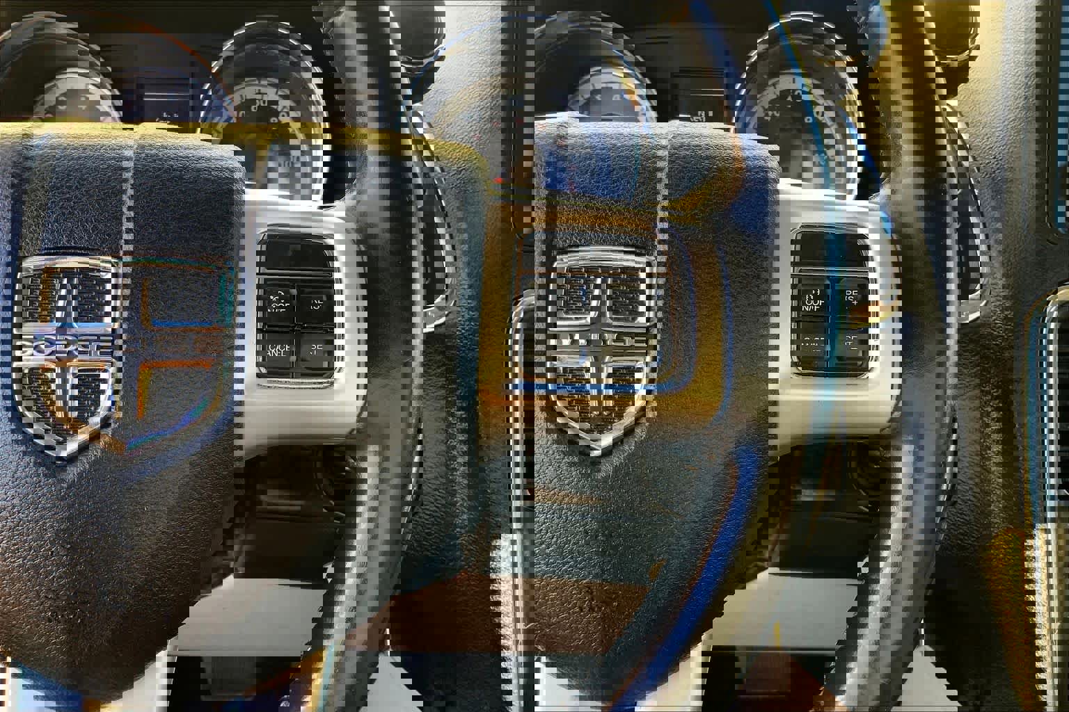 Used 2019 Dodge Grand Caravan SE w/ UConnect Hands-Free Group image 20