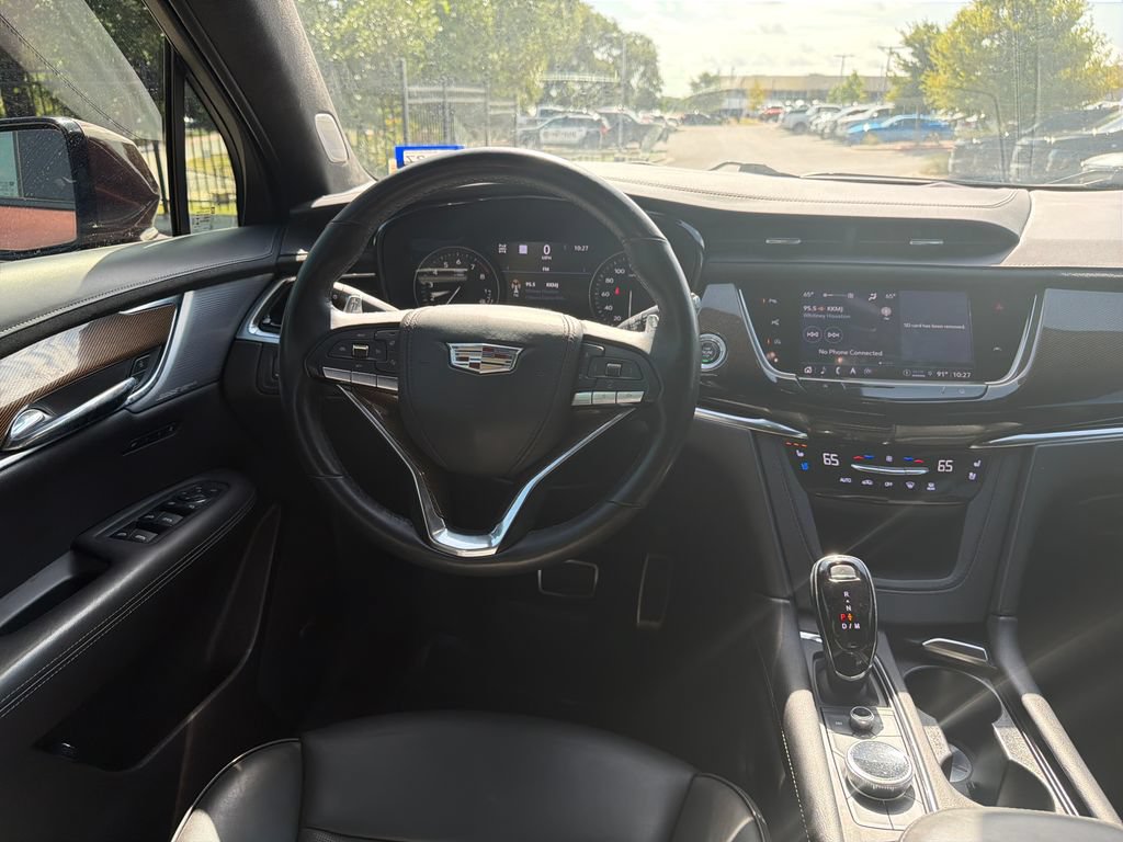Certified 2023 Cadillac XT6 Sport w/ Platinum Package AWD/4WD image 30
