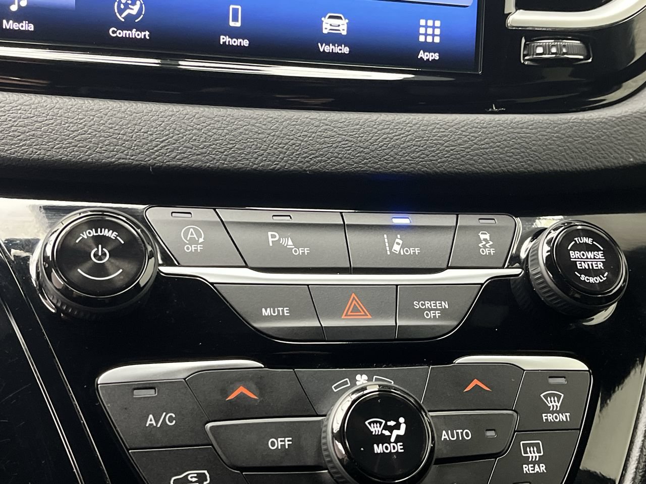 Used 2025 Chrysler Pacifica Select FWD image 18