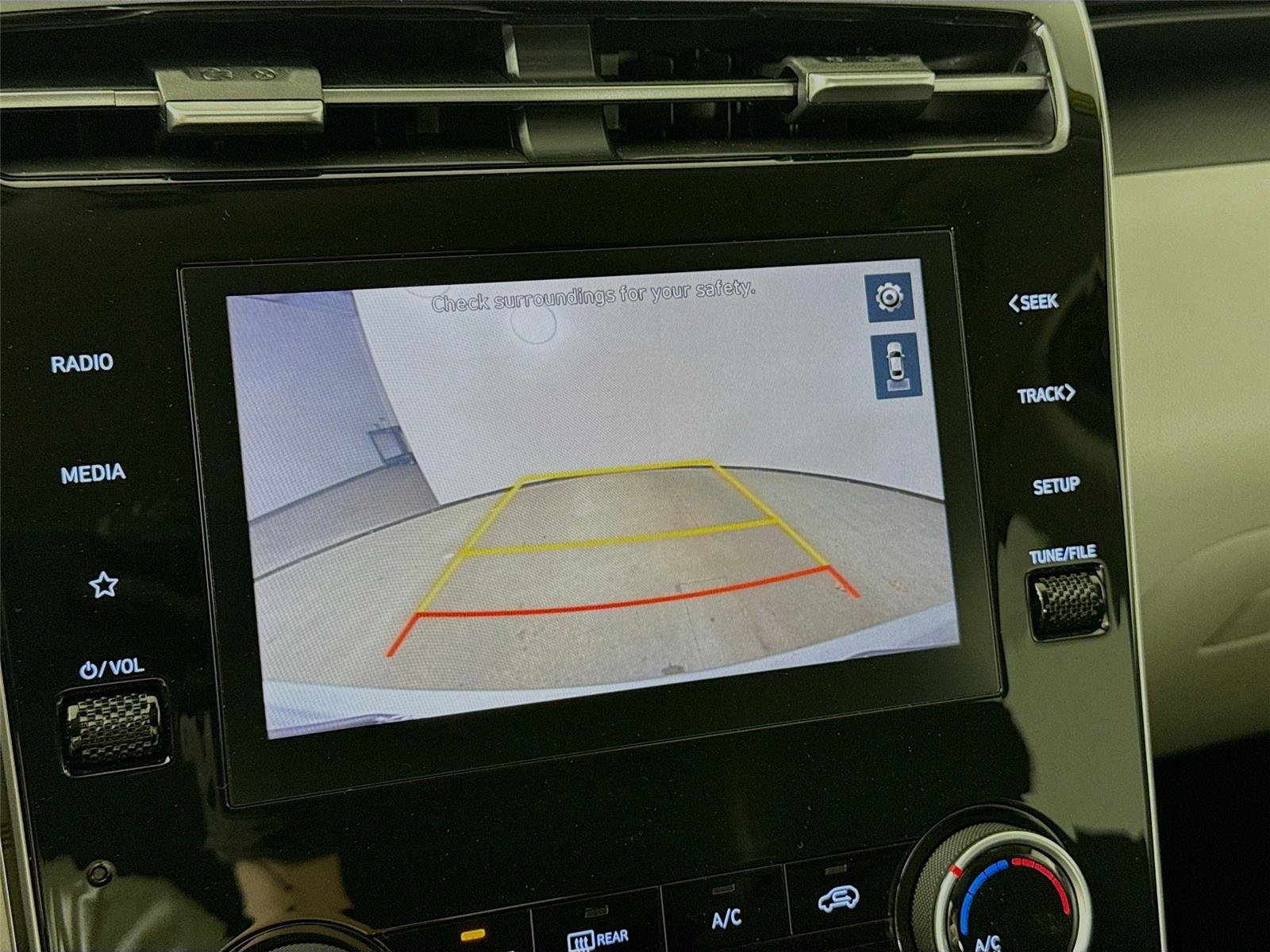 Used 2023 Hyundai Tucson SEL AWD/4WD image 6